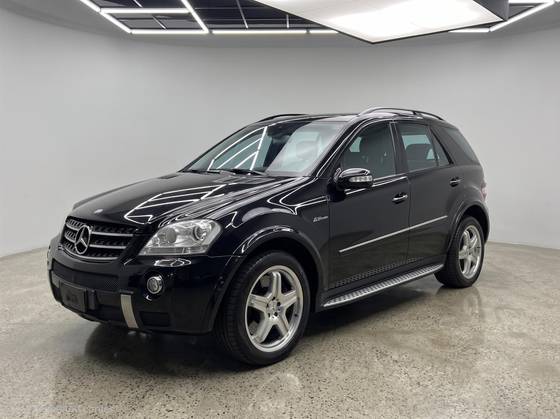 MERCEDES-BENZ ML 63 AMG 6.2 V8 32V GASOLINA 4P AUTOMÁTICO MERCEDES-BENZ ML 63 AMG 6.2 V8 32V GASOLINA 4P AUTOMÁTICO